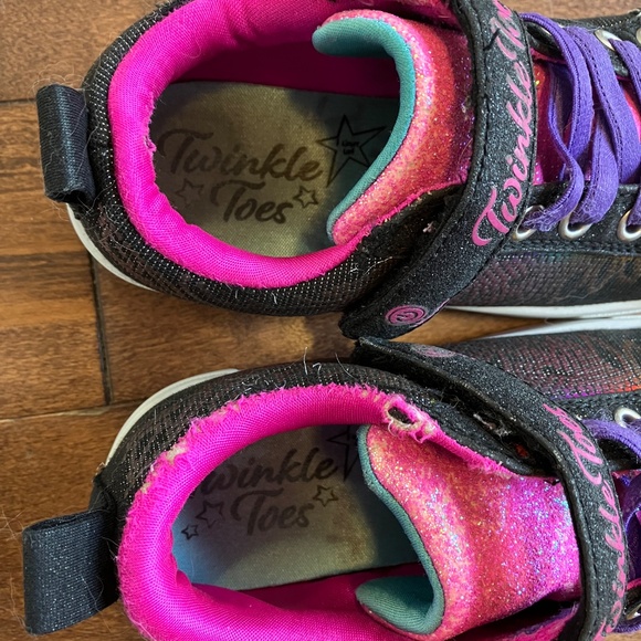 Sketchers Twinkle Toes Size 1 - Picture 4 of 9